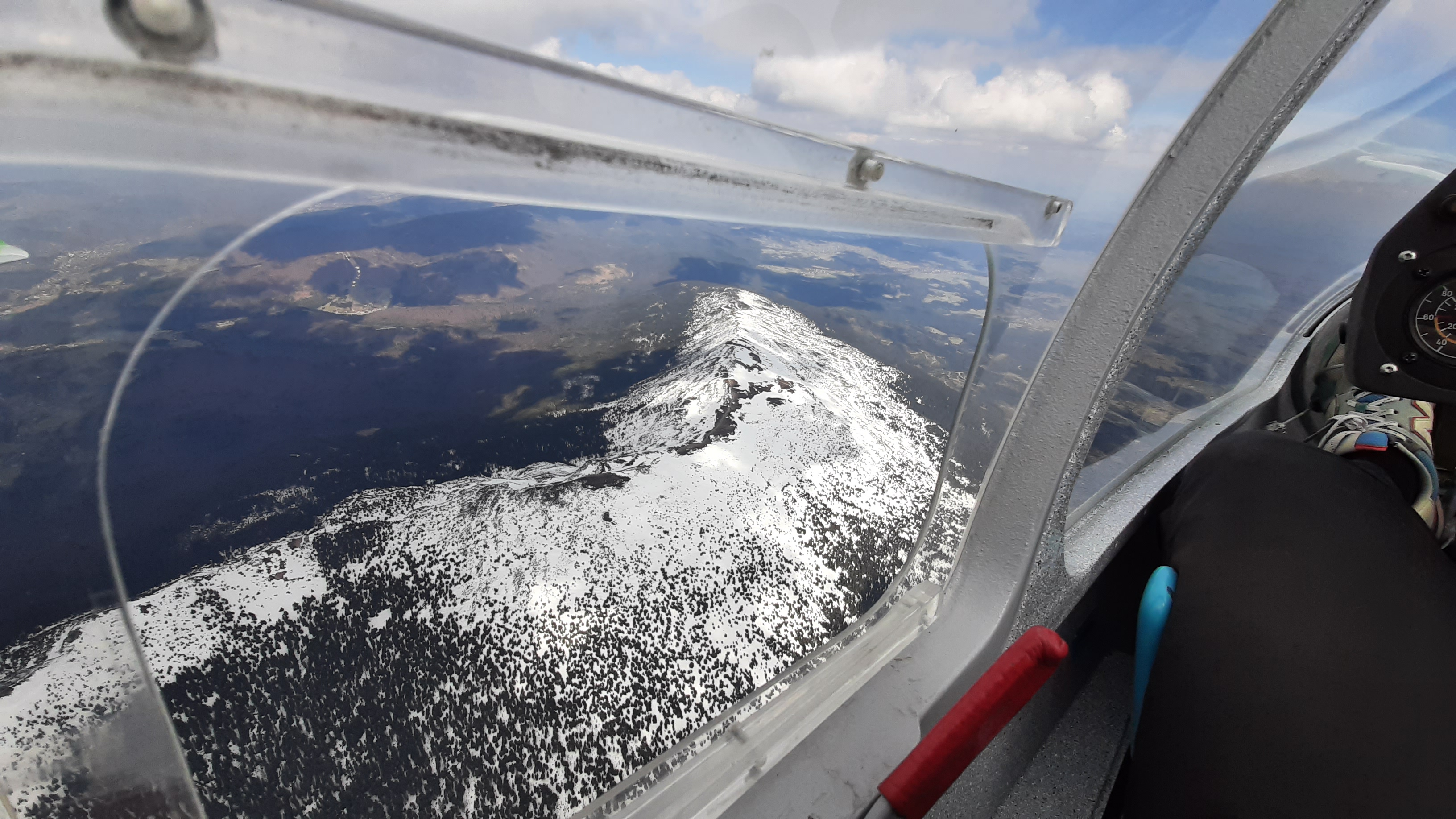 latamy na szybowcach