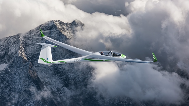 Świat widziany z kabiny szybowca jest piękniejszy